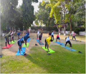 Outdoor wellness activity during a Skillpromise program